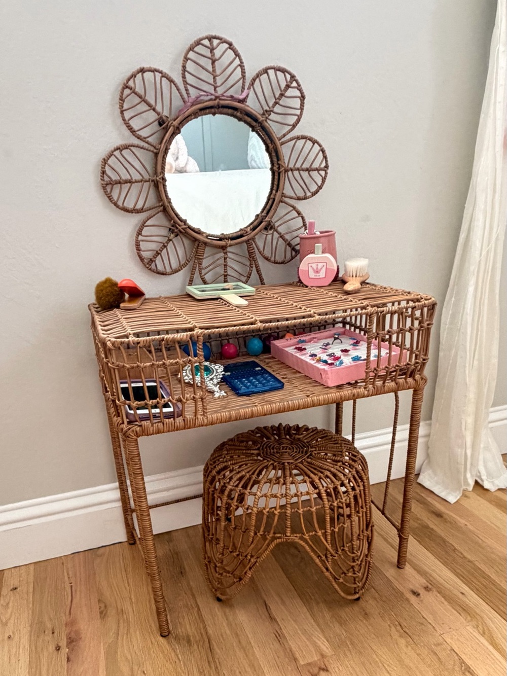 Toddler Wicker Vanity rattan chair mirror floral boho decor girl desk makeup
